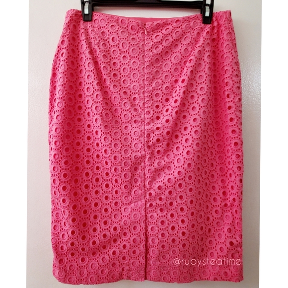 Barbiecore Pink Eyelet Pencil Skirt in Strawberry Ice (Medium Salmon Pink)  NWT - Picture 3 of 8